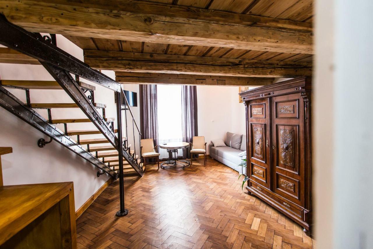 Lovenovsky Apartments Cracóvia Exterior foto